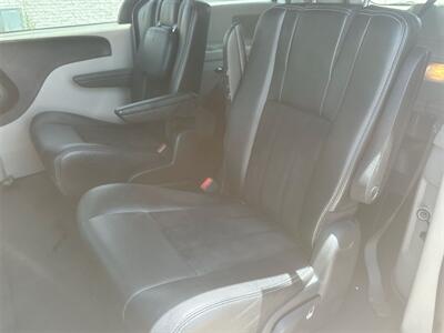 2017 Dodge Grand Caravan SXT   - Photo 29 - McKinney, TX 75070