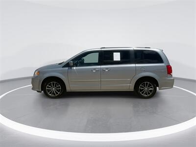 2017 Dodge Grand Caravan SXT   - Photo 5 - McKinney, TX 75070