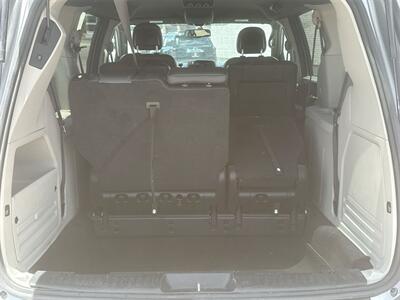 2017 Dodge Grand Caravan SXT   - Photo 30 - McKinney, TX 75070
