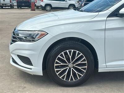 2019 Volkswagen Jetta 1.4T SE   - Photo 10 - McKinney, TX 75070