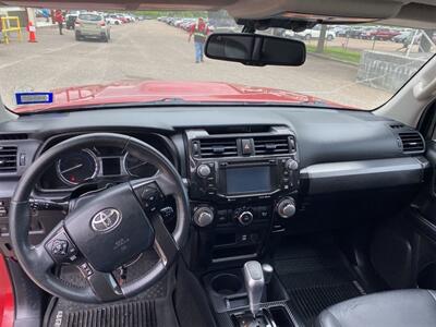 2019 Toyota 4Runner TRD Off-Road Premium   - Photo 38 - McKinney, TX 75070