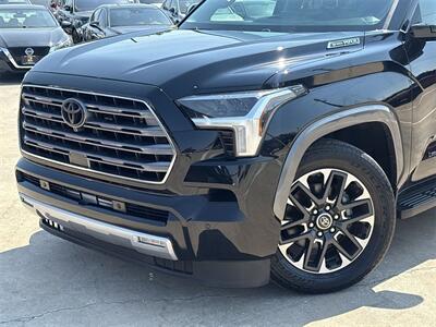 2023 Toyota Sequoia SR5   - Photo 16 - McKinney, TX 75070