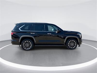 2023 Toyota Sequoia SR5   - Photo 9 - McKinney, TX 75070