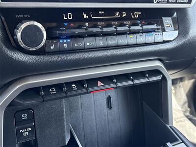 2023 Toyota Sequoia SR5   - Photo 25 - McKinney, TX 75070