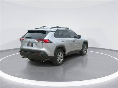 2022 Toyota RAV4 Hybrid XLE   - Photo 8 - McKinney, TX 75070