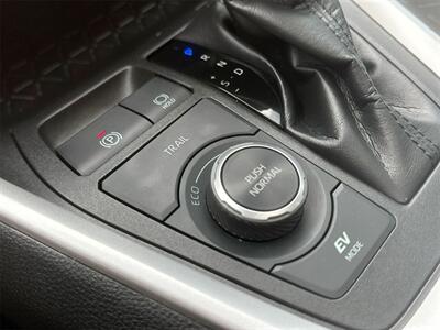 2022 Toyota RAV4 Hybrid XLE   - Photo 27 - McKinney, TX 75070