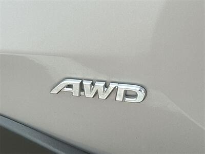 2022 Toyota RAV4 Hybrid XLE   - Photo 15 - McKinney, TX 75070