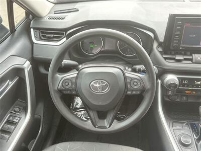 2022 Toyota RAV4 Hybrid XLE   - Photo 21 - McKinney, TX 75070