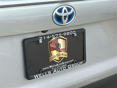 2022 Toyota RAV4 Hybrid XLE   - Photo 11 - McKinney, TX 75070