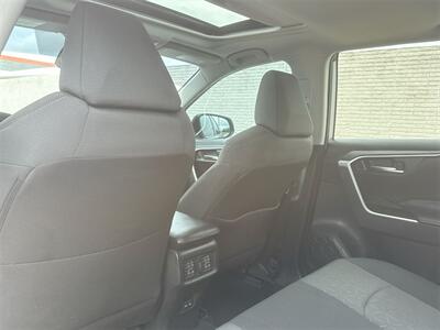 2022 Toyota RAV4 Hybrid XLE   - Photo 30 - McKinney, TX 75070