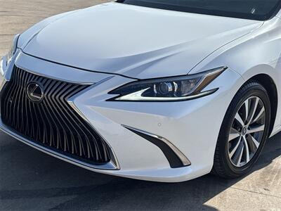 2019 Lexus ES Luxury   - Photo 15 - McKinney, TX 75070