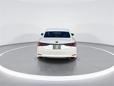 2019 Lexus ES Luxury   - Photo 7 - McKinney, TX 75070