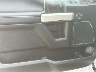 2021 Ford F-350SD Lariat DRW   - Photo 19 - McKinney, TX 75070