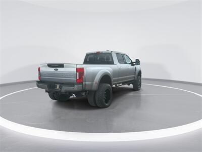 2021 Ford F-350SD Lariat DRW   - Photo 8 - McKinney, TX 75070