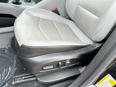 2023 GMC Terrain SLT   - Photo 18 - McKinney, TX 75070