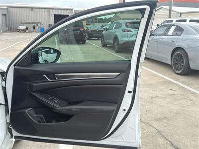 2022 Honda Accord Sport 2.0T   - Photo 31 - McKinney, TX 75070