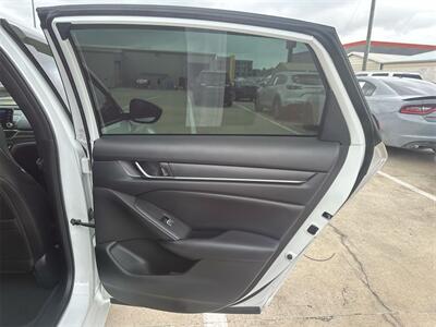 2022 Honda Accord Sport 2.0T   - Photo 65 - McKinney, TX 75070