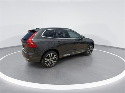 2022 Volvo XC60 B5 Inscription   - Photo 8 - McKinney, TX 75070