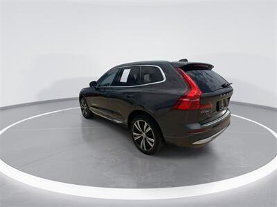 2022 Volvo XC60 B5 Inscription   - Photo 2 - McKinney, TX 75070