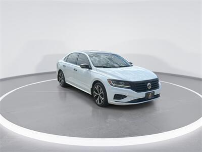 2021 Volkswagen Passat 2.0T SE   - Photo 2 - McKinney, TX 75070