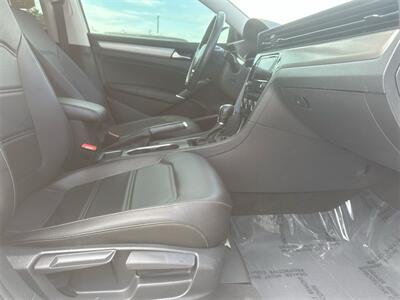 2021 Volkswagen Passat 2.0T SE   - Photo 61 - McKinney, TX 75070