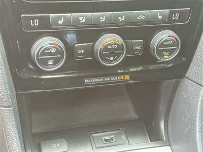 2021 Volkswagen Passat 2.0T SE   - Photo 25 - McKinney, TX 75070