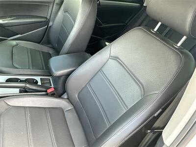 2021 Volkswagen Passat 2.0T SE   - Photo 17 - McKinney, TX 75070