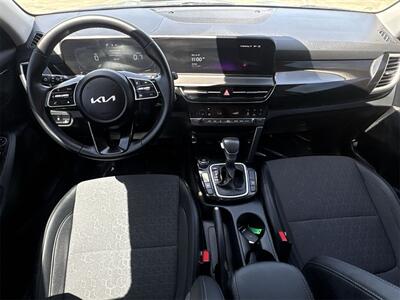 2025 Kia Seltos S   - Photo 20 - McKinney, TX 75070