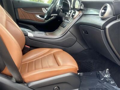 2020 Mercedes-Benz GLC GLC 43 AMG® 4MATIC®   - Photo 34 - McKinney, TX 75070
