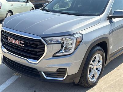 2024 GMC Terrain SLE   - Photo 15 - McKinney, TX 75070