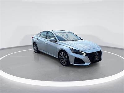 2023 Nissan Altima 2.5 SL   - Photo 2 - McKinney, TX 75070