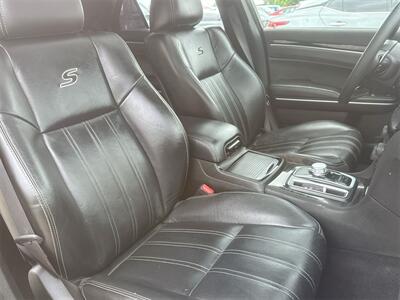 2022 Chrysler 300 S   - Photo 33 - McKinney, TX 75070