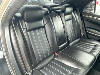2022 Chrysler 300 S   - Photo 32 - McKinney, TX 75070