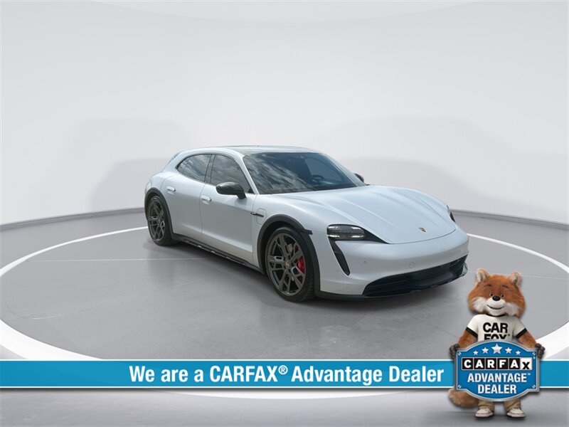 2022 Porsche Taycan Cross Turismo 4S  