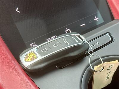 2022 Porsche Taycan Cross Turismo 4S   - Photo 13 - McKinney, TX 75070