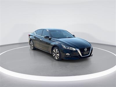 2021 Nissan Altima 2.5 SL   - Photo 2 - McKinney, TX 75070