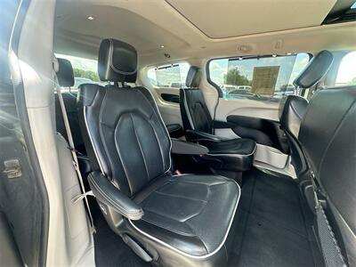 2022 Chrysler Pacifica Limited   - Photo 21 - McKinney, TX 75070