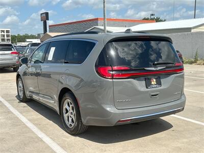2022 Chrysler Pacifica Limited   - Photo 5 - McKinney, TX 75070