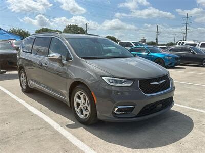 2022 Chrysler Pacifica Limited   - Photo 3 - McKinney, TX 75070