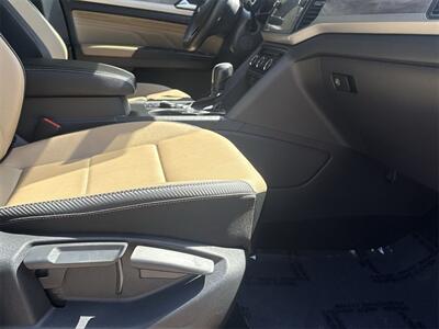 2021 Volkswagen Atlas Cross Sport 2.0T SE w/Technology   - Photo 33 - McKinney, TX 75070