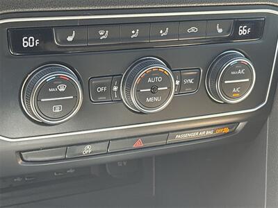 2021 Volkswagen Atlas Cross Sport 2.0T SE w/Technology   - Photo 13 - McKinney, TX 75070
