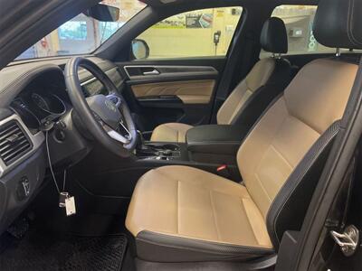 2021 Volkswagen Atlas Cross Sport 2.0T SE w/Technology   - Photo 38 - McKinney, TX 75070