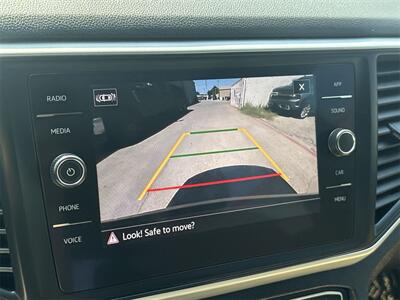 2021 Volkswagen Atlas Cross Sport 2.0T SE w/Technology   - Photo 24 - McKinney, TX 75070