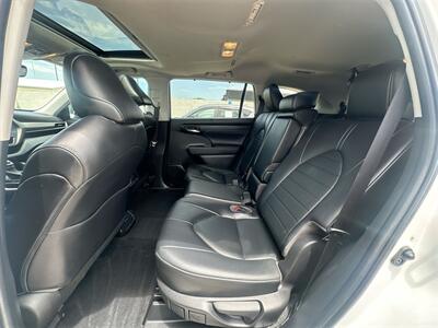 2022 Toyota Highlander XLE   - Photo 27 - McKinney, TX 75070