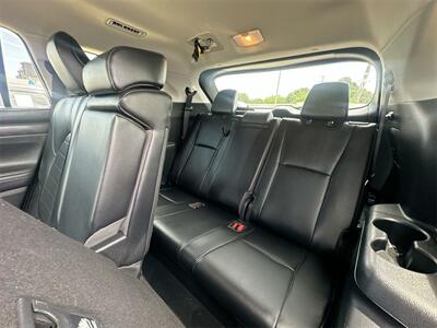 2022 Toyota Highlander XLE   - Photo 28 - McKinney, TX 75070