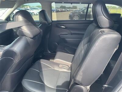 2022 Toyota Highlander XLE   - Photo 44 - McKinney, TX 75070