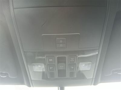 2021 Volkswagen Atlas Cross Sport 2.0T SE w/Technology   - Photo 14 - McKinney, TX 75070