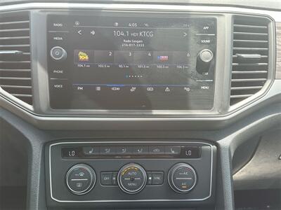 2021 Volkswagen Atlas Cross Sport 2.0T SE w/Technology   - Photo 10 - McKinney, TX 75070