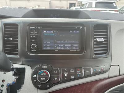 2014 Toyota Sienna XLE 8 Passenger   - Photo 20 - McKinney, TX 75070