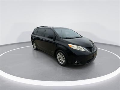 2014 Toyota Sienna XLE 8 Passenger   - Photo 3 - McKinney, TX 75070